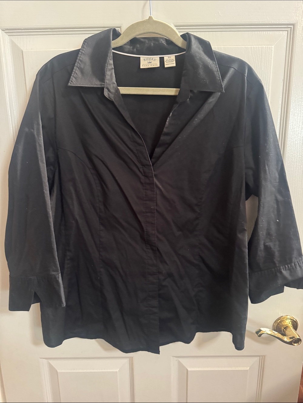 Riders by Lee Women's Black Button-Front Shirt with 3/4 Sleeves